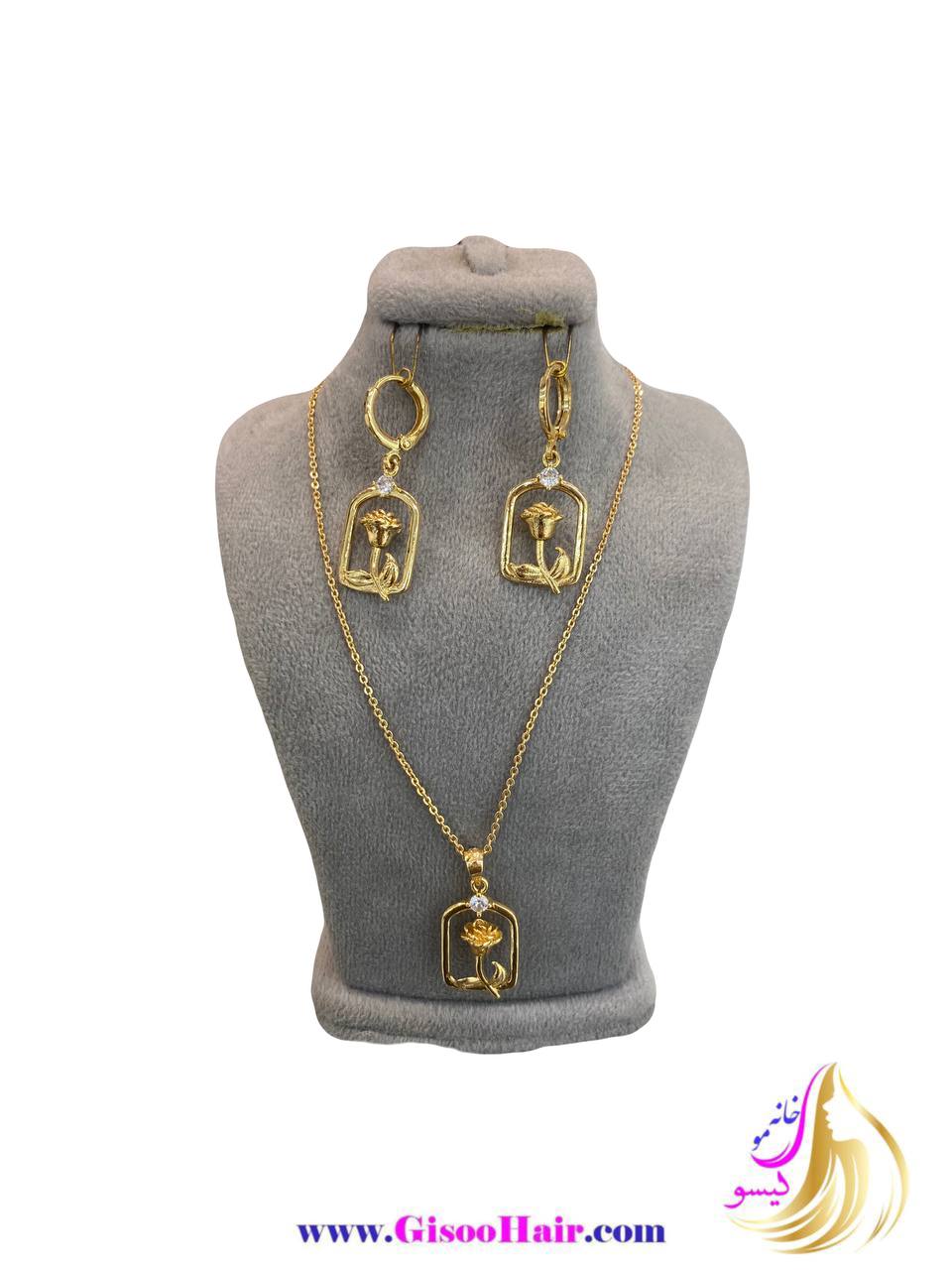 photo_2024-09-11_16-38-00-min نیمست قاب گل طلایی برند ysx